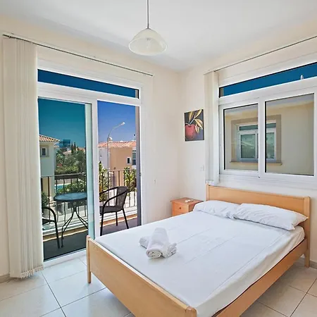 Imagine You And Your Family Renting This Luxury Minutes From The Beach, 1504