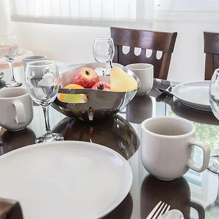 Imagine You And Your Family Renting This Luxury Minutes From The Beach, 1504 Villa *