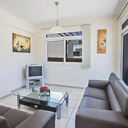 Villa Imagine You And Your Family Renting This Luxury Minutes From The Beach, 1504 *